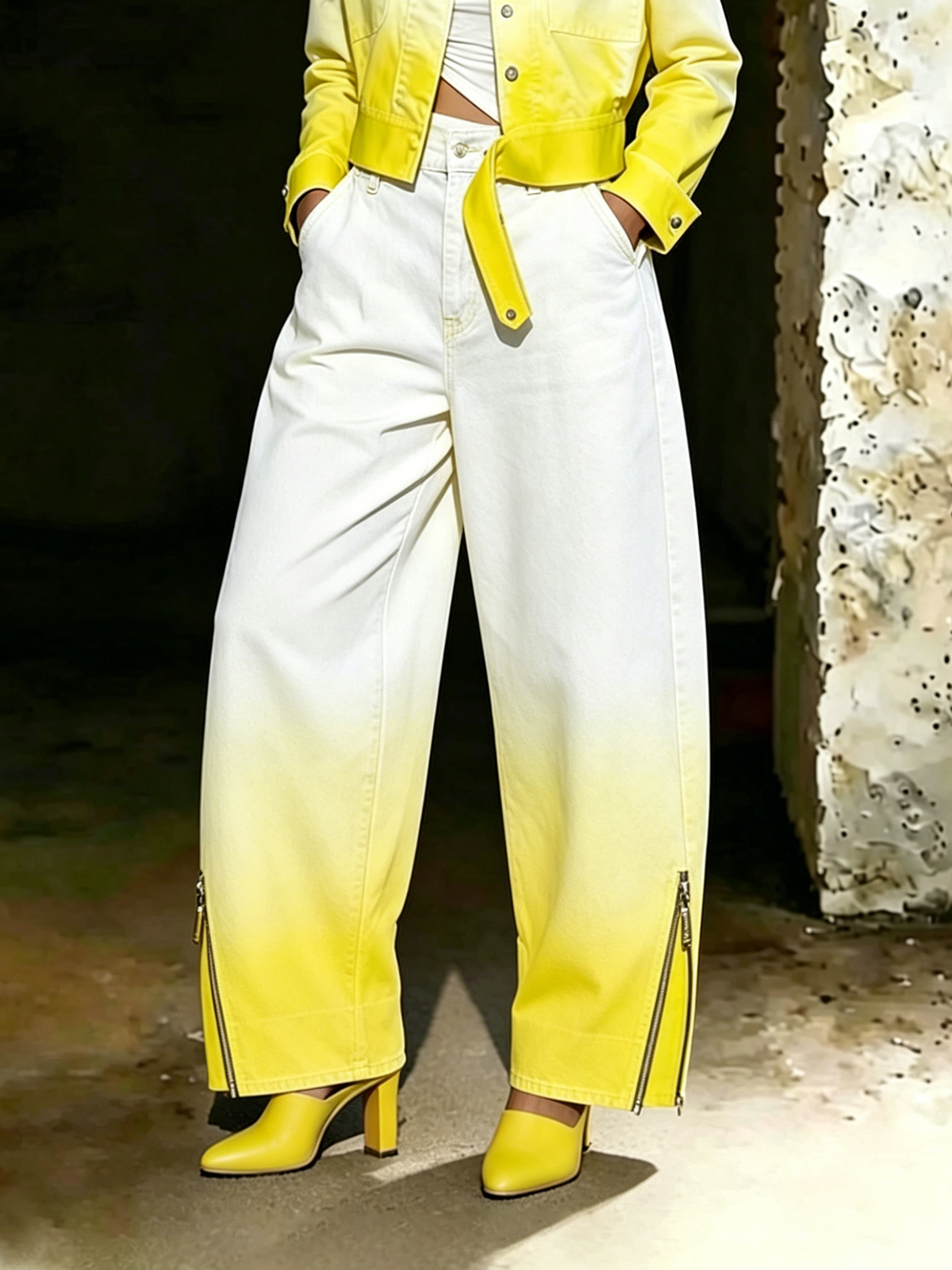 Women's Wide-leg Ombré Zip-fly Jeans