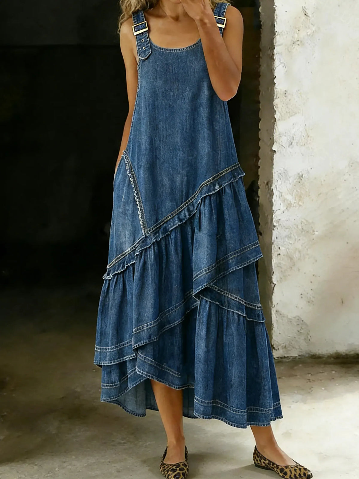 Women's Fashion Design Sleeveless Multi-layered Ruffled Strap Dress