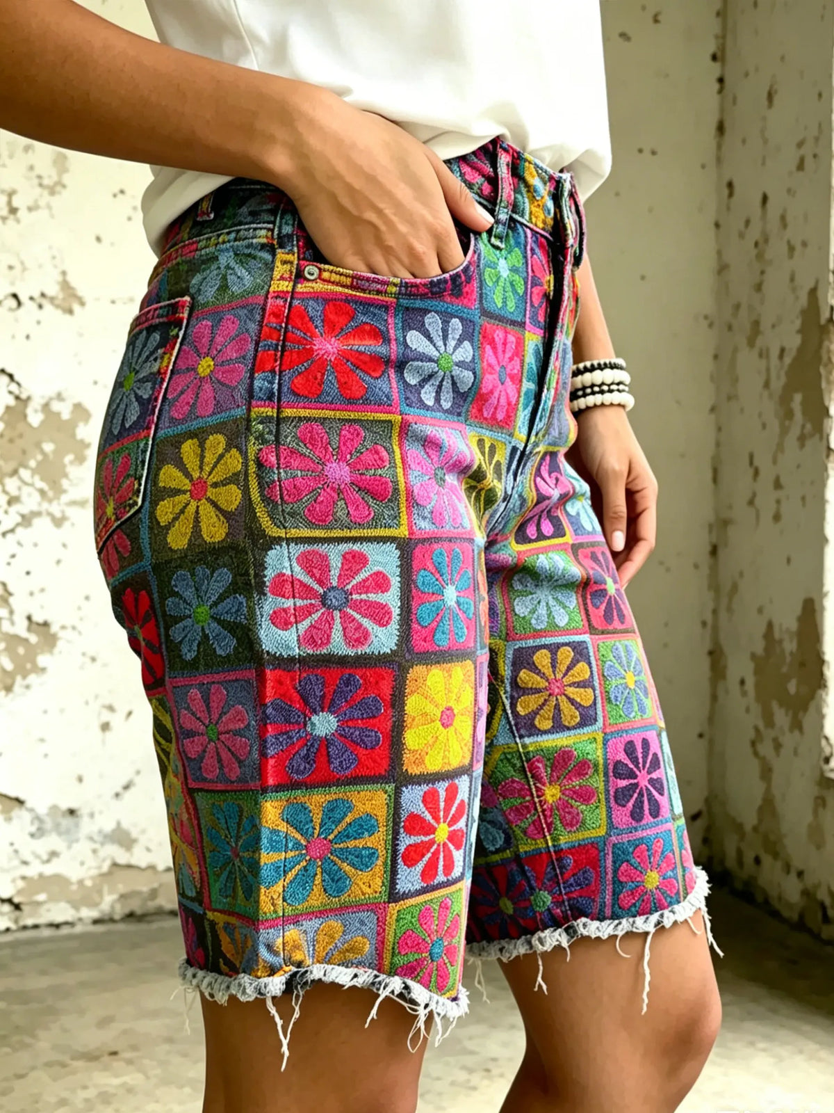 Women's Vividly Checkered Pattern Floral Totem Art Print Casual Denim Shorts